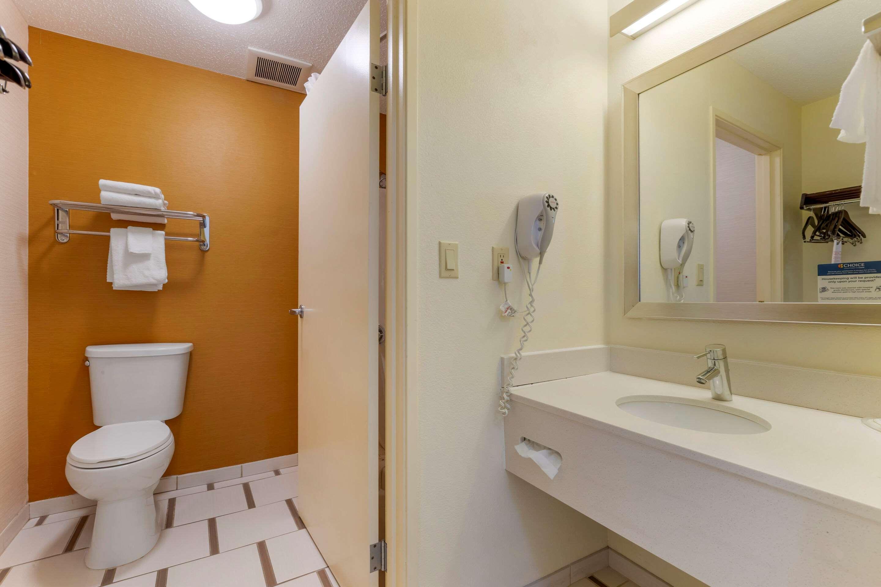Quality Inn & Suites Keokuk North Luaran gambar