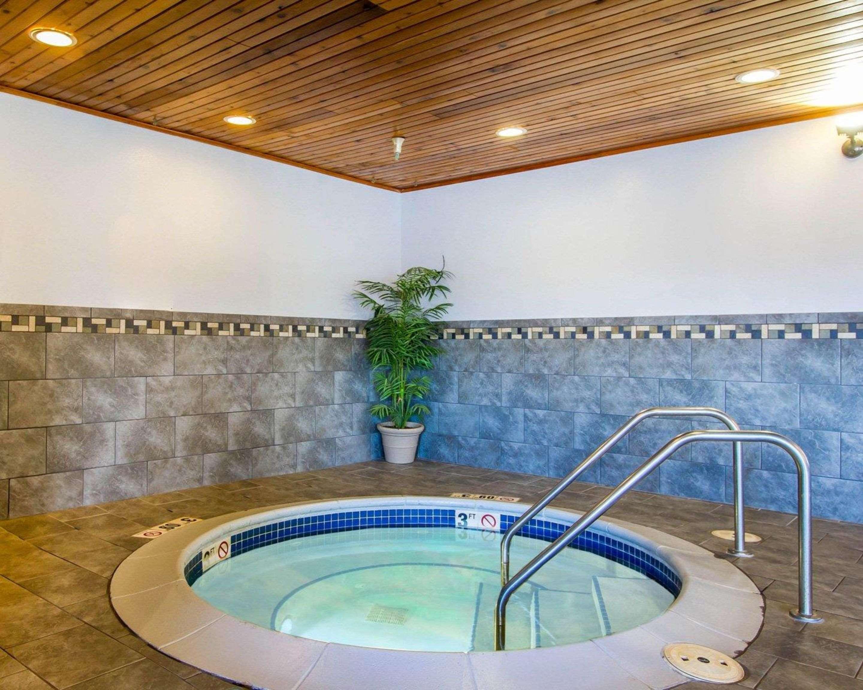 Quality Inn & Suites Keokuk North Luaran gambar