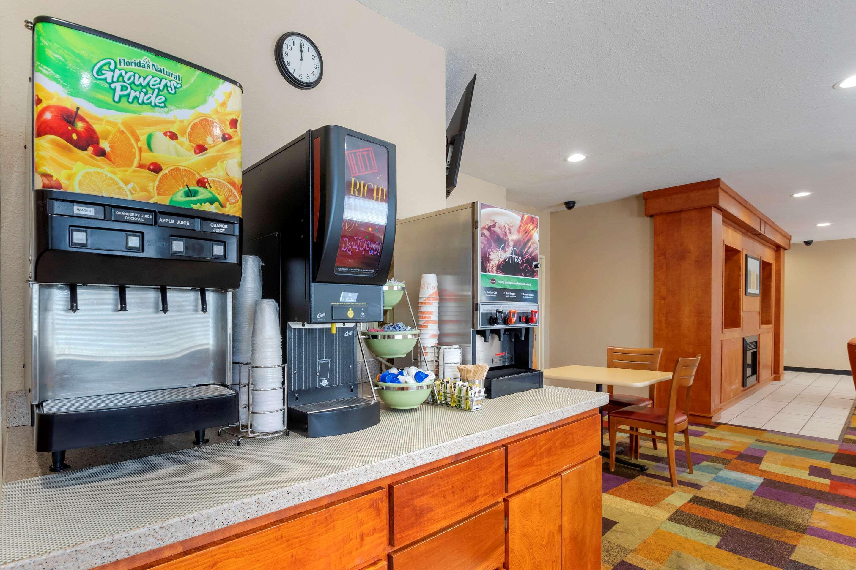Quality Inn & Suites Keokuk North Luaran gambar